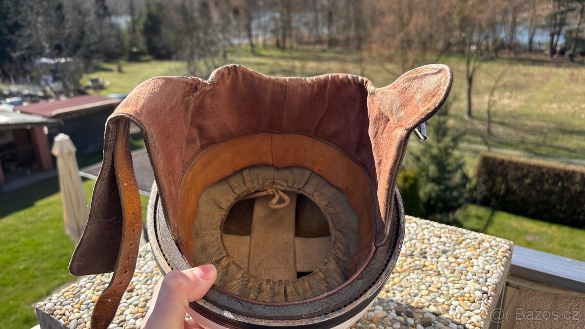 Stará helma kokos - 5