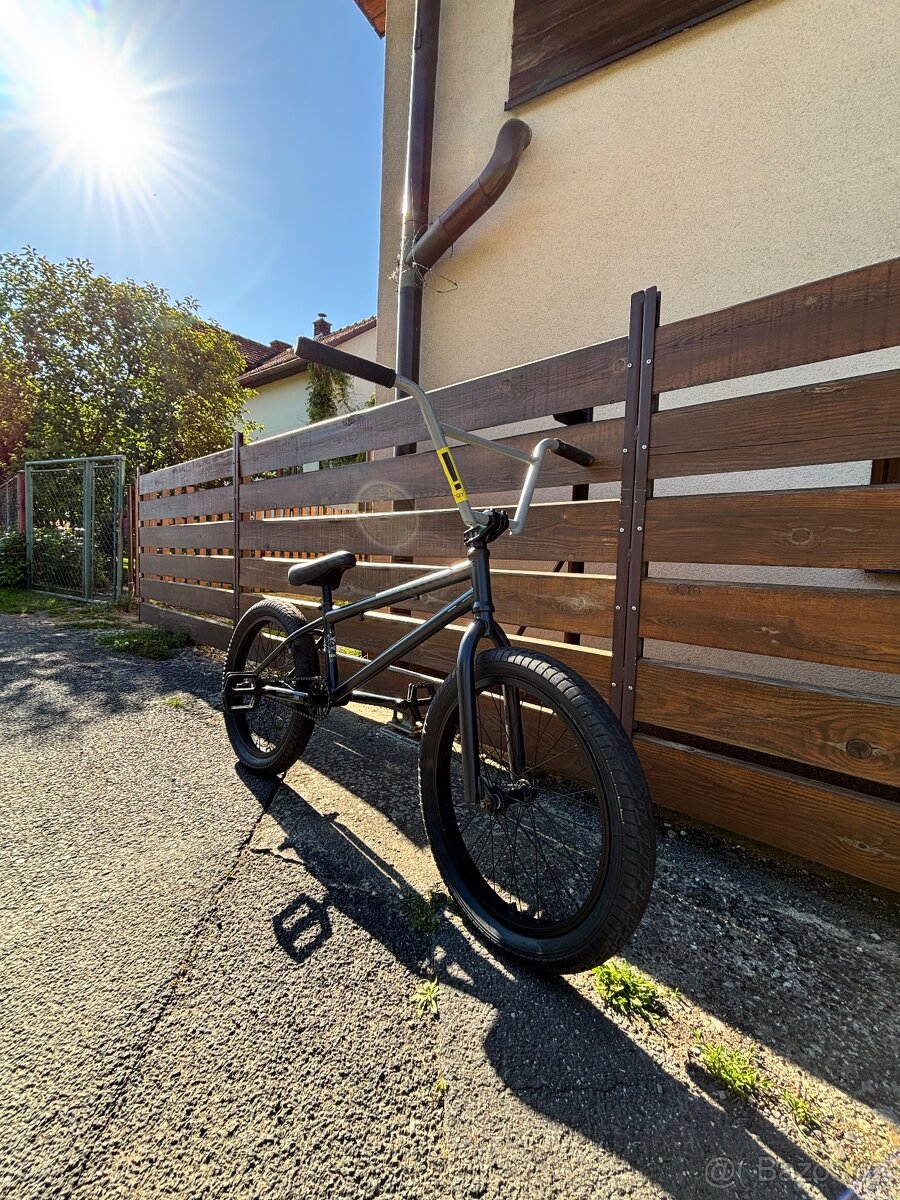 BMX Mongoose Legion L80 - 5