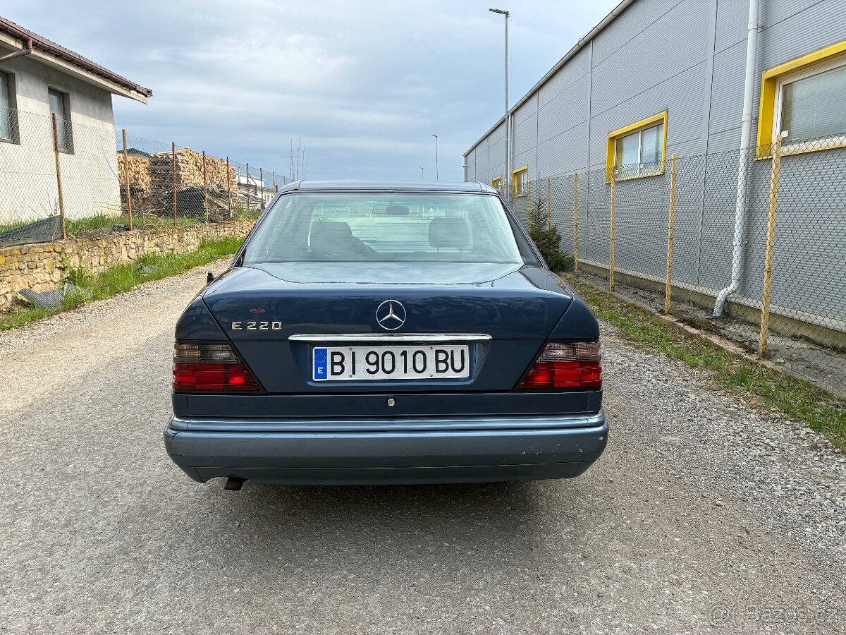 Mercedes E W124 E220, benzin - 5