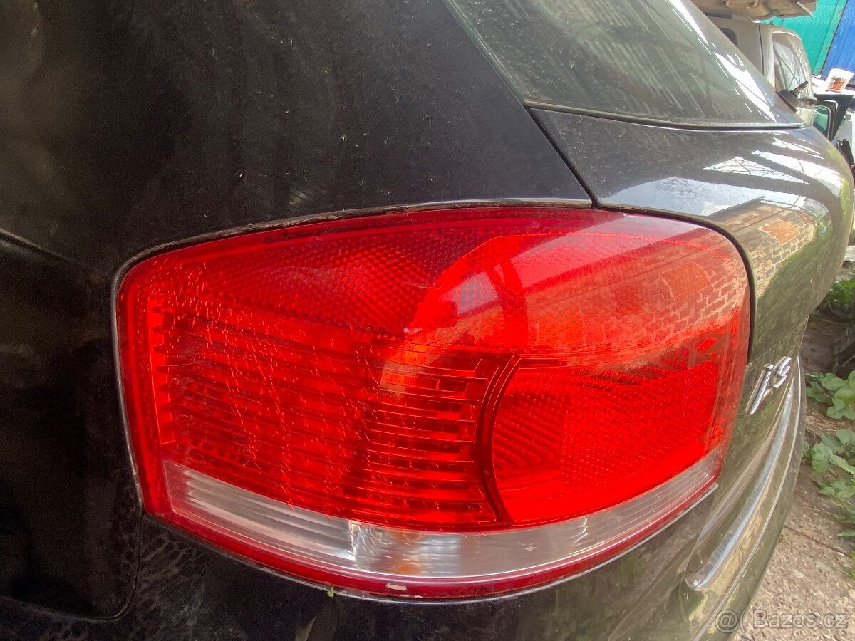 Audi A3,3 dveřový,rok výroby 2003,barvy LZ9W - 5
