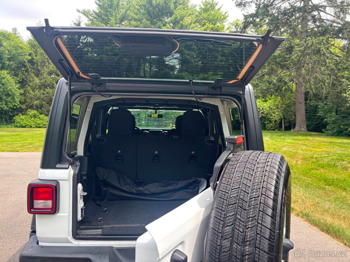 Jeep Wrangler Unlimited Sport 2022