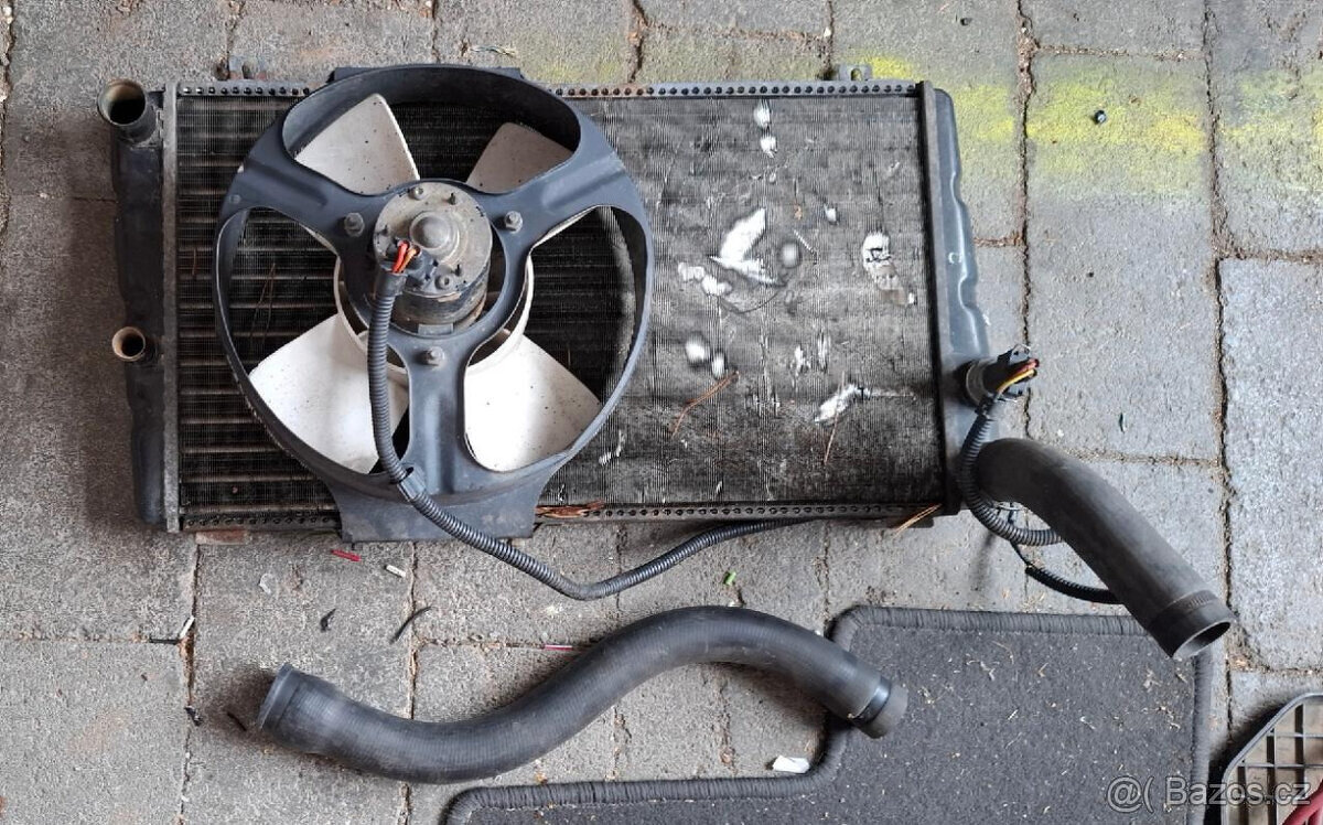 Škoda Favorit a Forman Felicie díly - 5