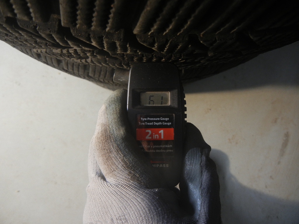 Zimní pneu Profil + Barum 205/60R16 - 5