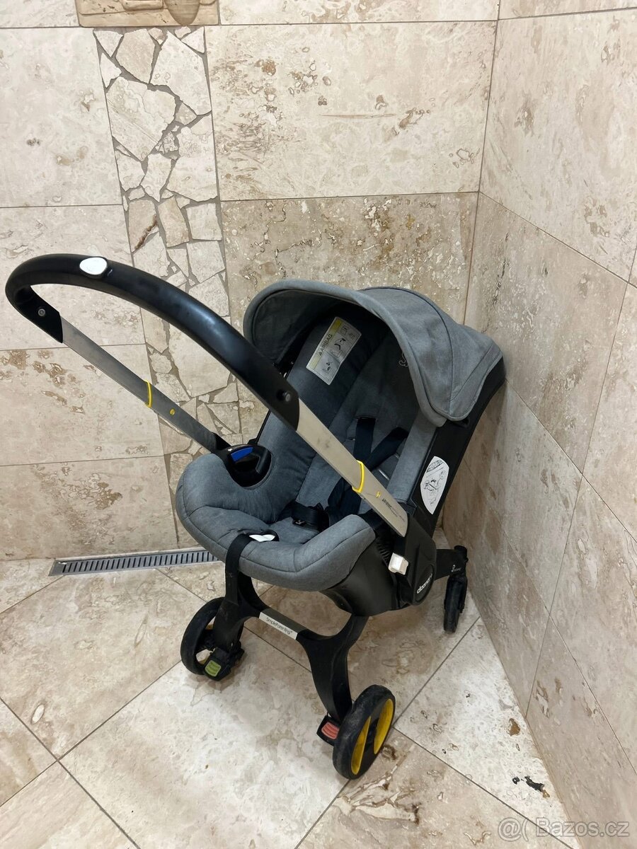 Doona autosedačka - skládací kočárek - 5
