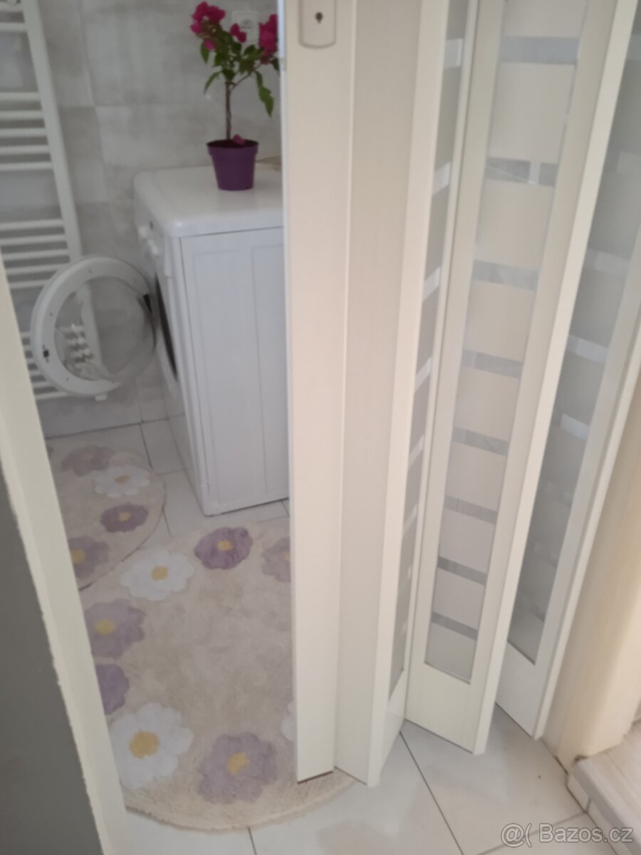 Pronájem rodinného domu 2+kk - 5