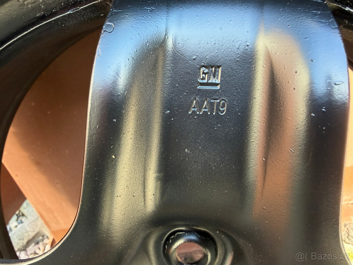 Plechové disky s pneu Continental - 5