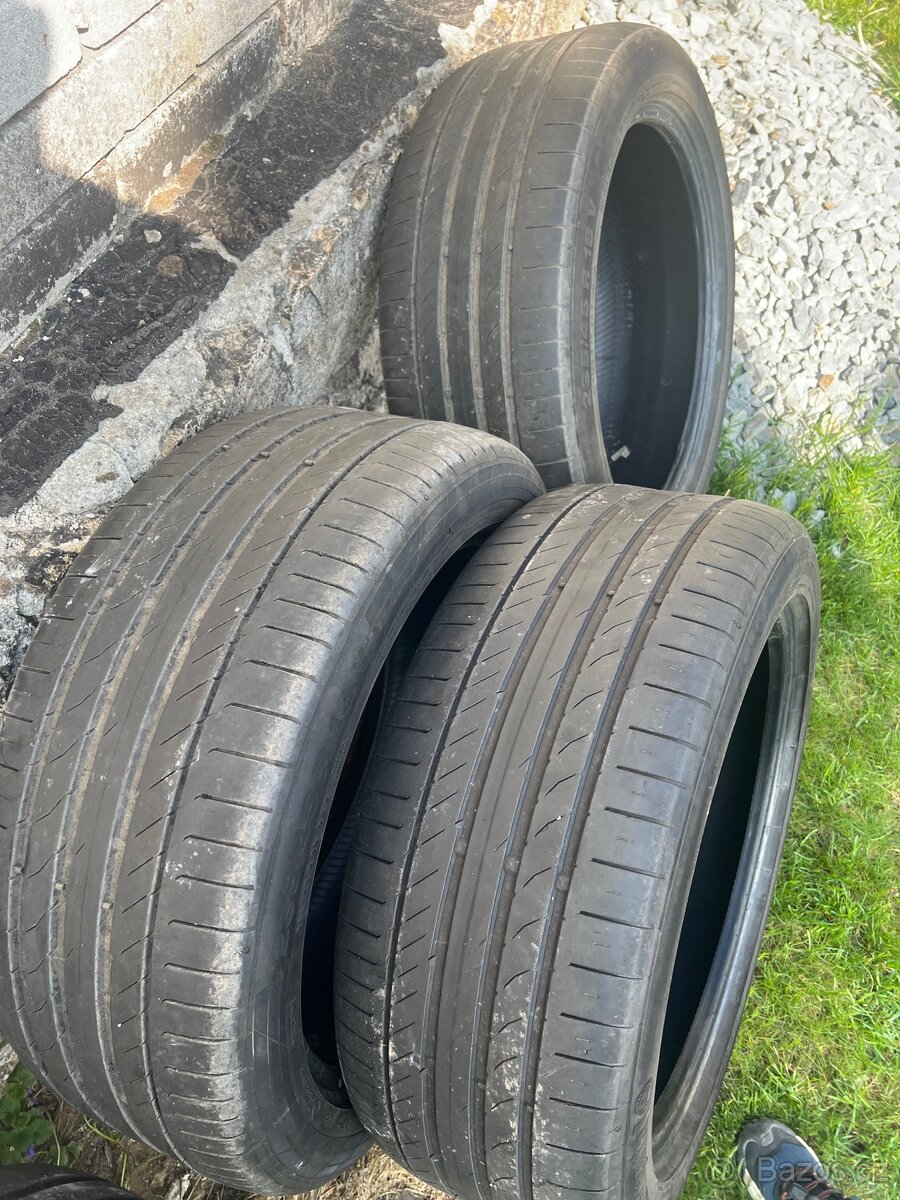 235/45R18 - 5