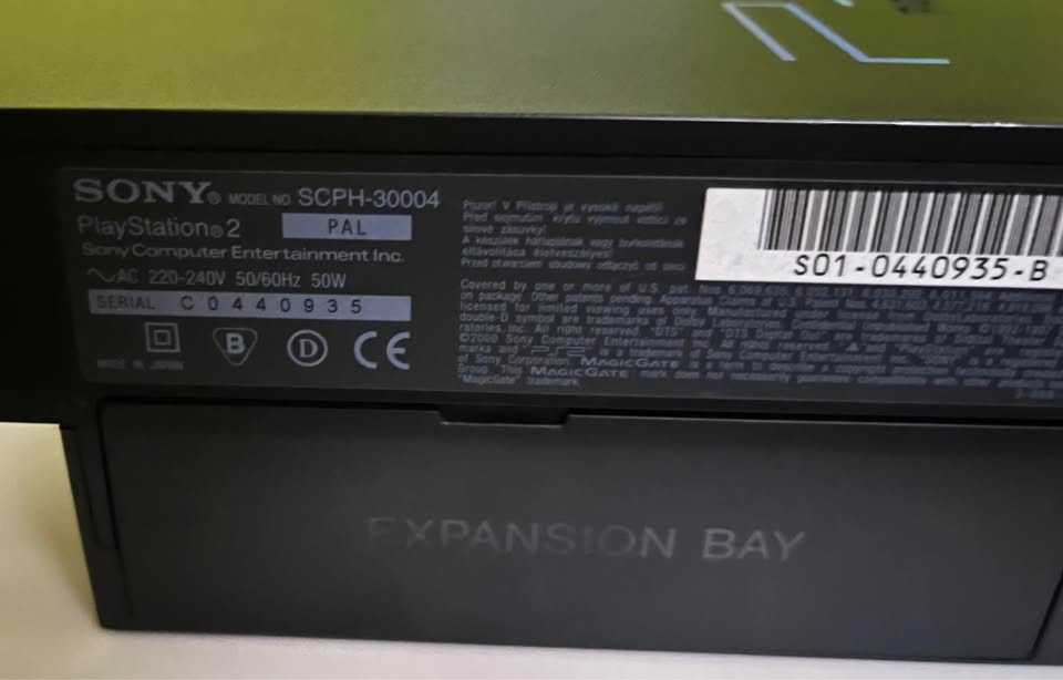 Sony PlayStation 2 / PS2 FAT Model No.:SCPH-30004 PAL, Japan - 5