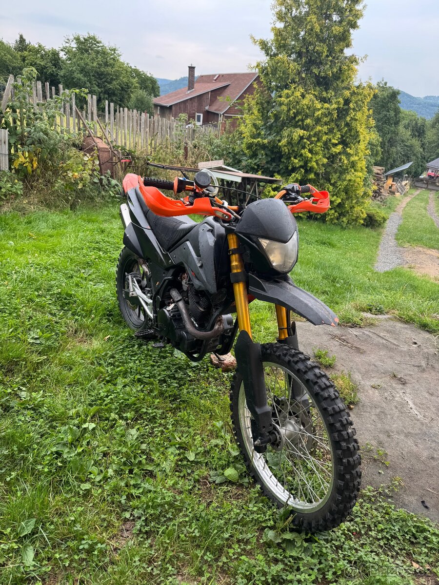 Enduro 250