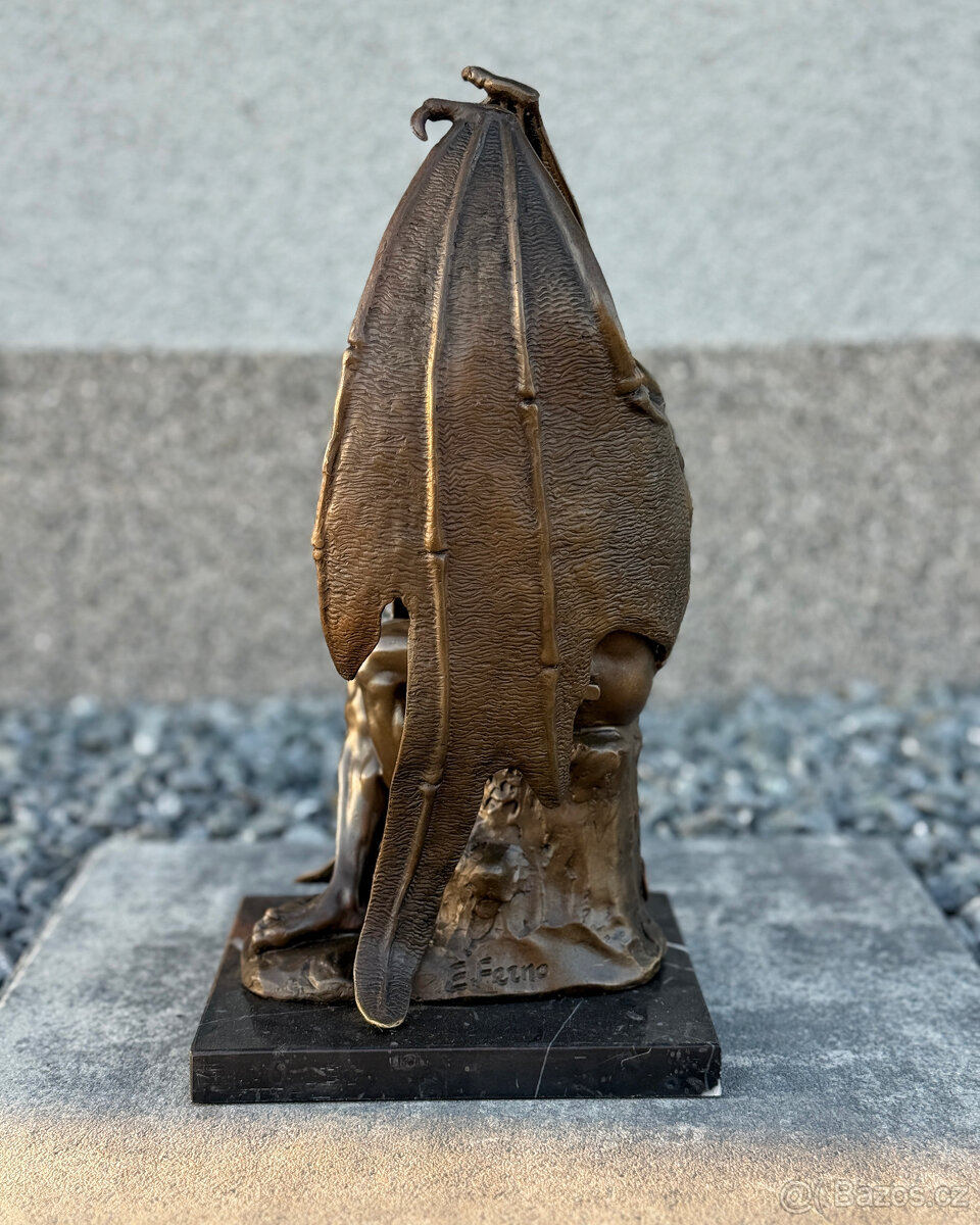 Bronzová socha Zadumaný Satan temná mystická figurka luxusní - 5