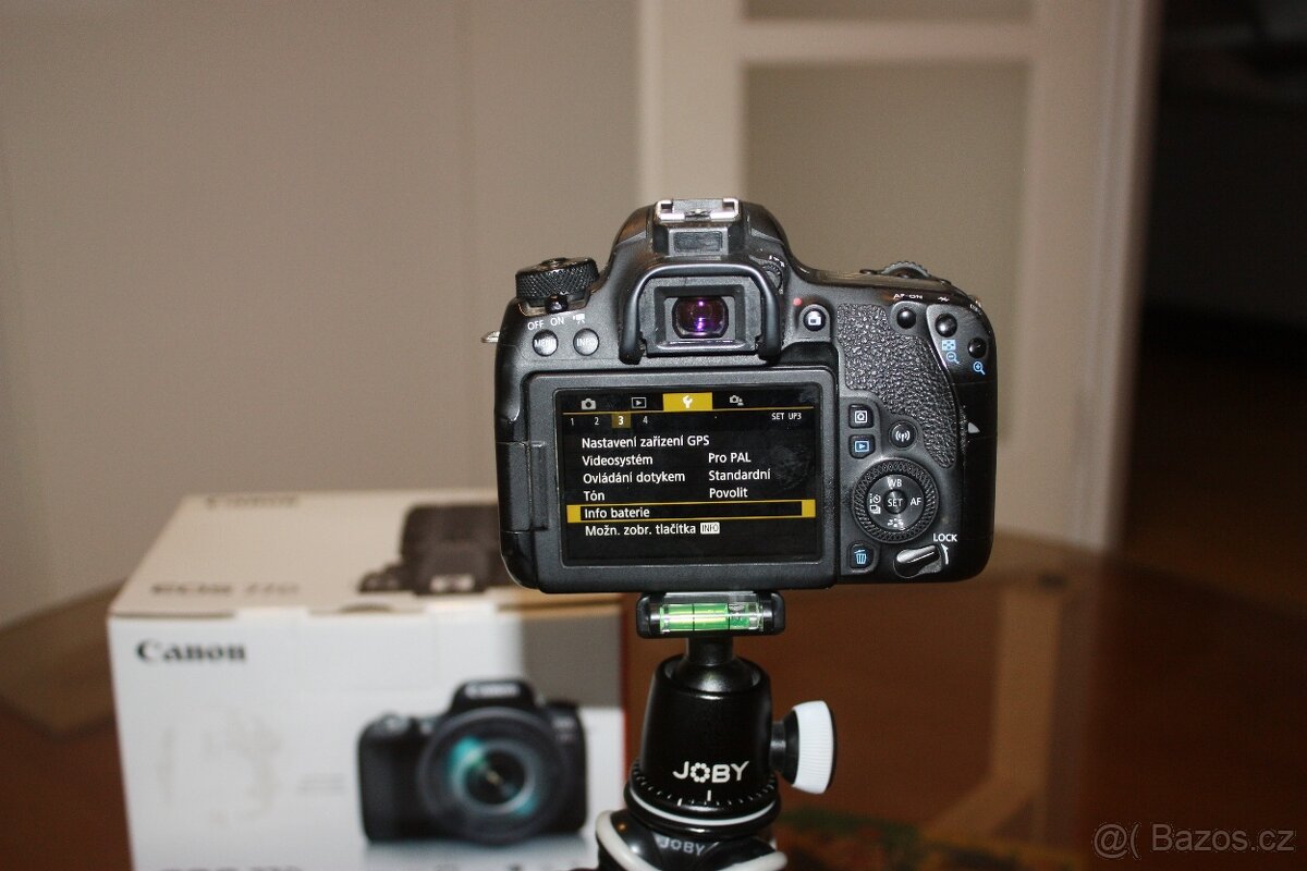 Canon EOS 77D + Sigma 17-70mm - 5