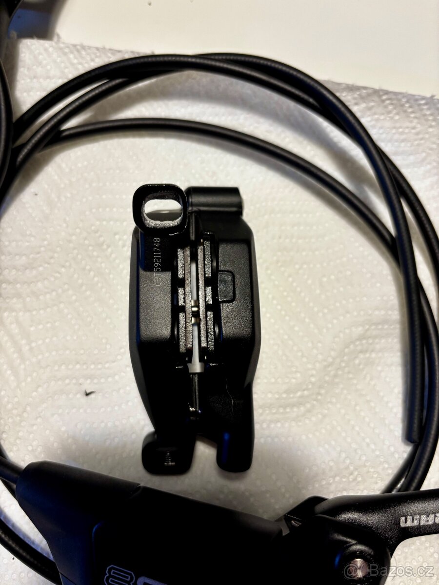 Brzdy SRAM DB8 4 pístkové - 5