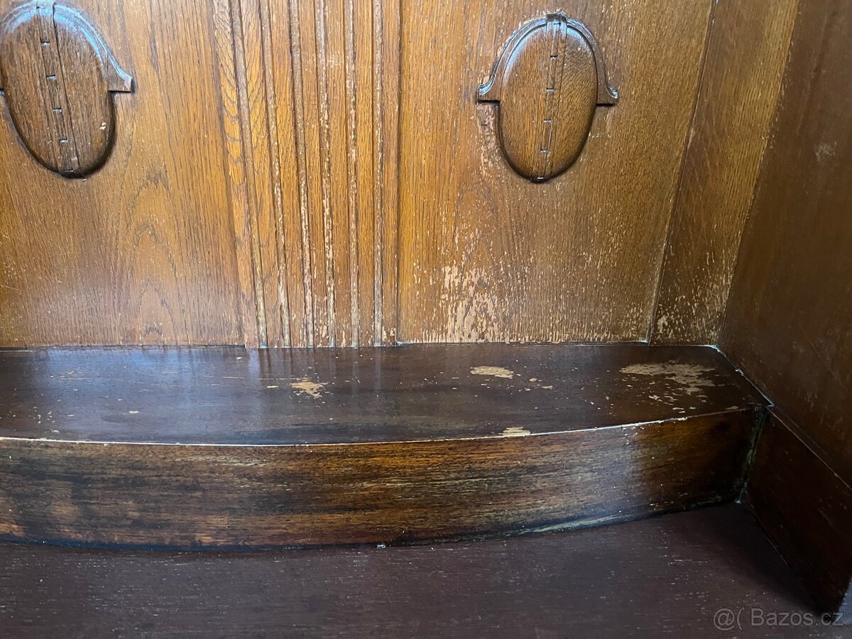 Starožitná komoda - 5