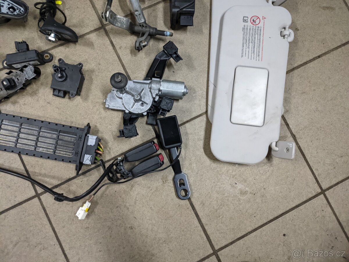 Náhradní díly Peugeot 207 - 5