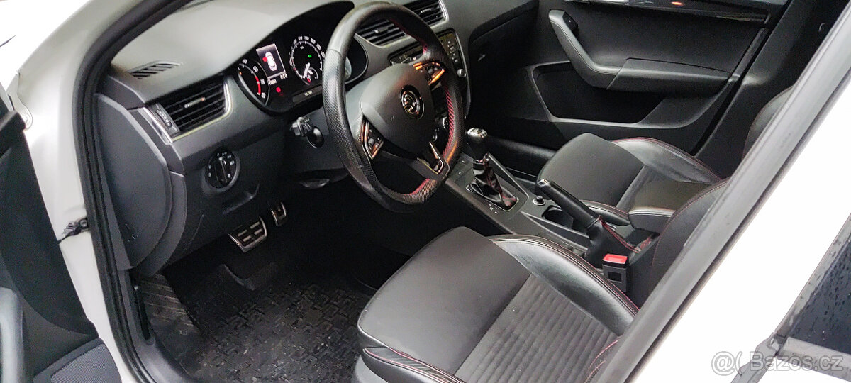 Také na splát.ky Škoda Octavia combi III RS 2.0TSI 162kW - 5