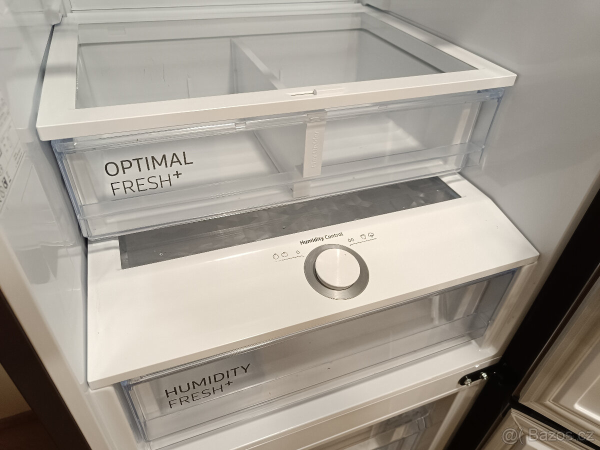 Chladnička s mrazničkou Samsung RB38T676CS9 203cm pův.c.19k - 5