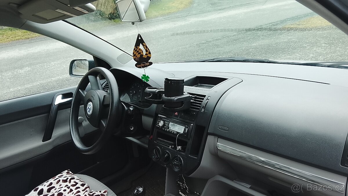 Prodám Volkswagen golf 1.2. 44kw - 5