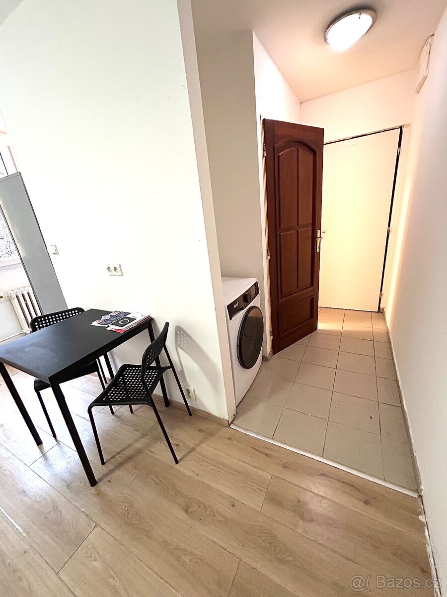 byt 1+kk 28m2 v ul. U Vinných sklepů, Praha 9 - Vysočany - 5