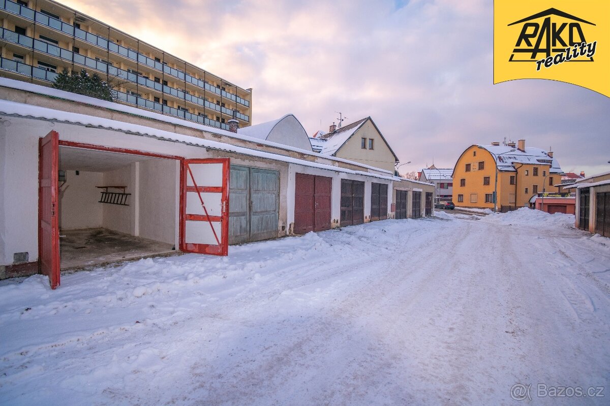 Prodej garáže v širším centru Trutnova - 5