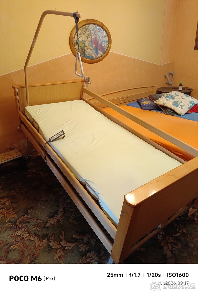 Zdravotní polohovací postel pro seniory. - 5