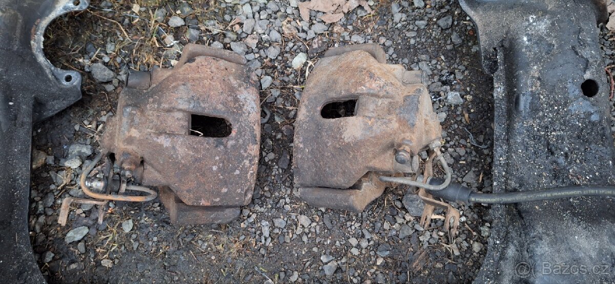 Náhradní díly - 5