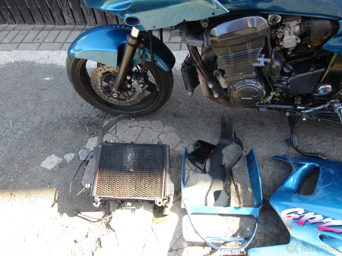 kawasaki gpz 1100 - 5