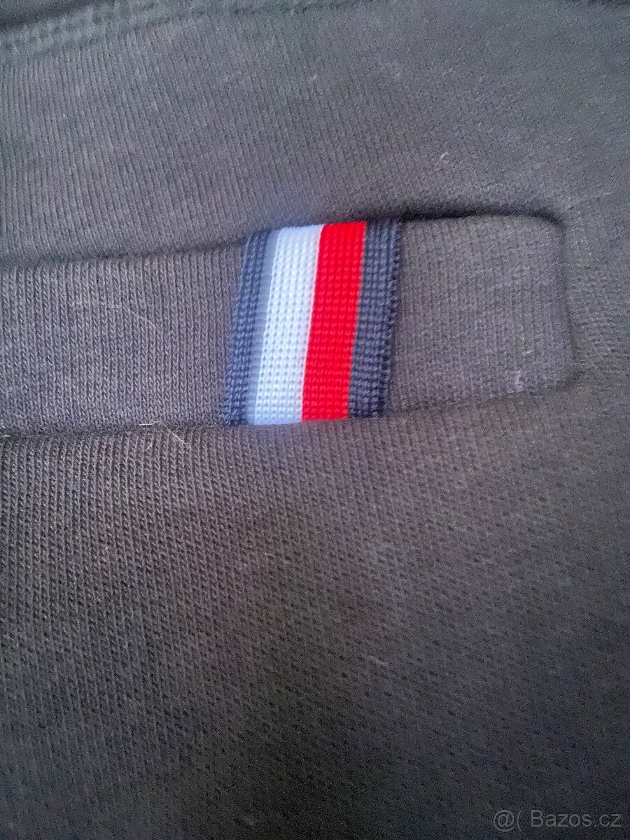 Teplejší tepláky Tommy Hilfiger vel M - 5