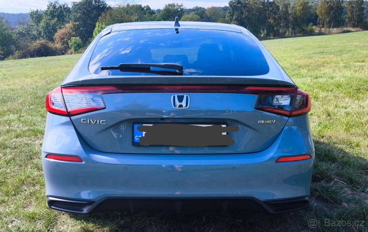 Honda Civic 2.0 Hybrid/139kw/spotřeba 3,2 - 5L - 5