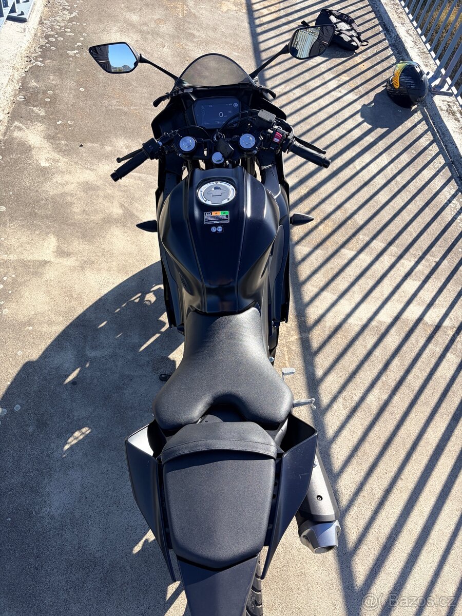 Yamaha yzf-r 125 - 5