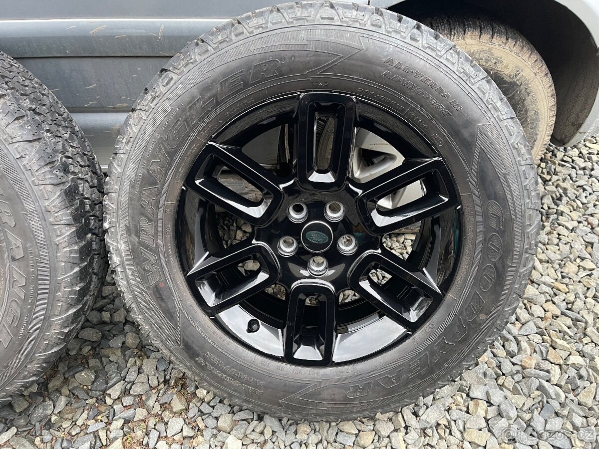 Defender Land Rover Alu kola 19” černá, Good year Wrangler