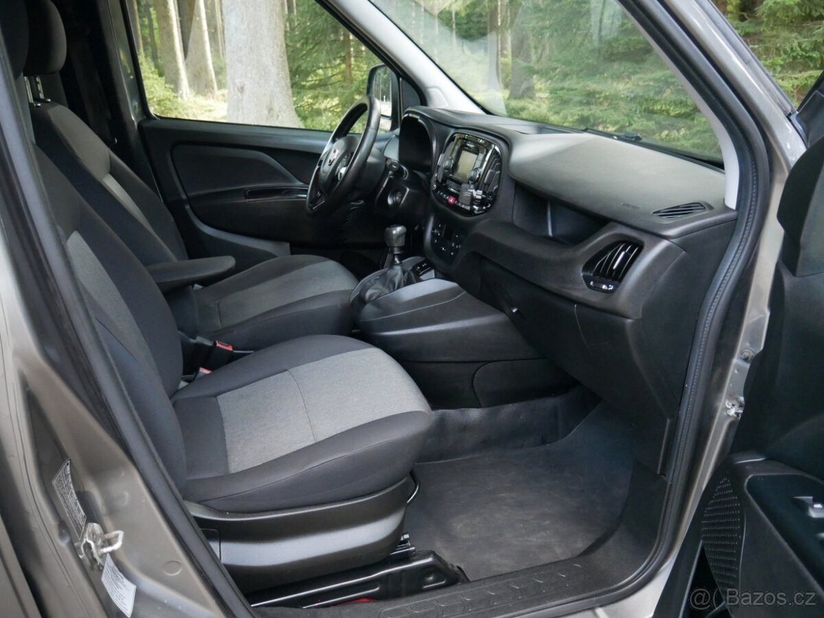 OBYTNÁ MINIDODÁVKA Fiat Dobló 2.0 CRDi 99kW - soběstačná - 5