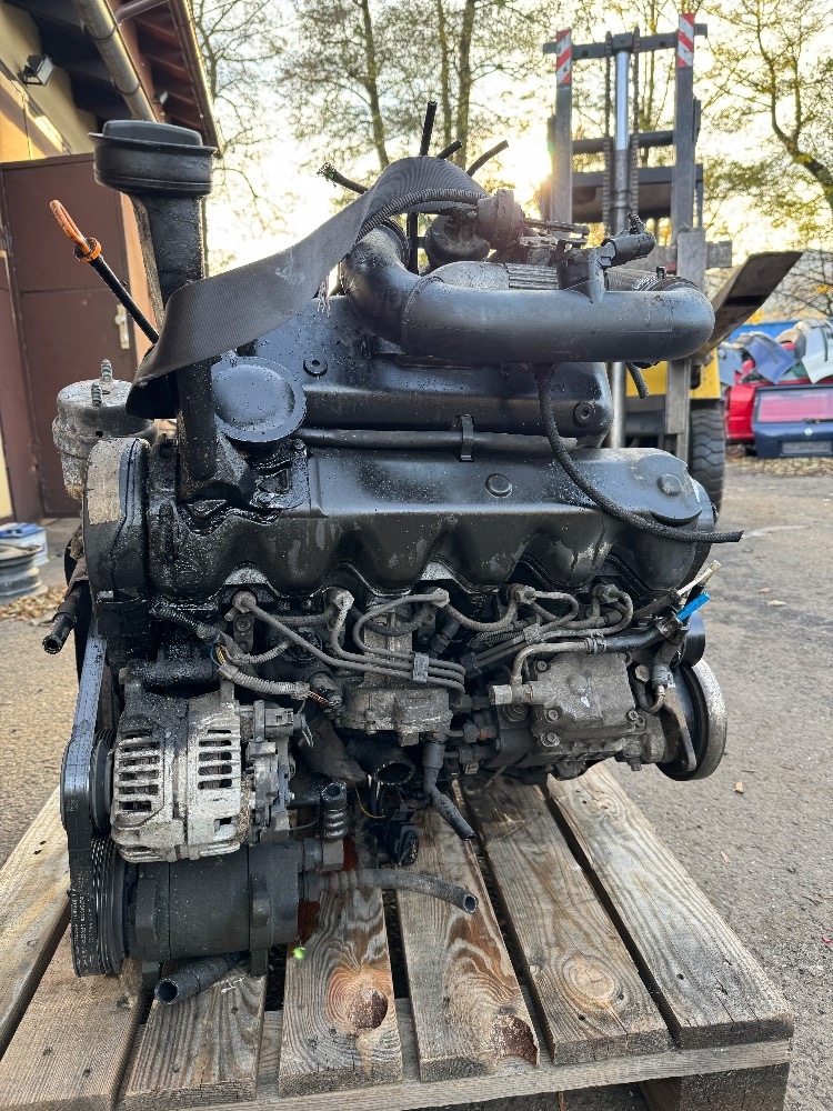 Motor 2,5 TDI 65 kw VW T4 AJT - 5