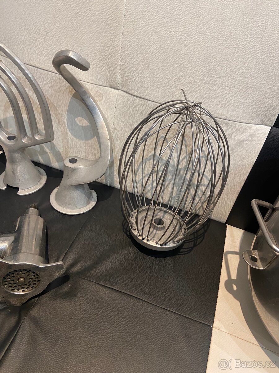 Univerzální kuchyňský robot SPAR SP-200D-B - 5