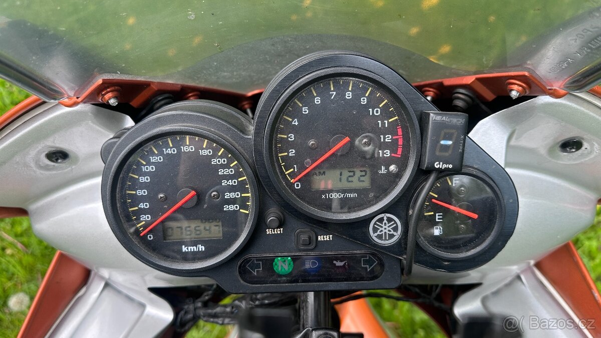 Yamaha 1000 FZS - 5