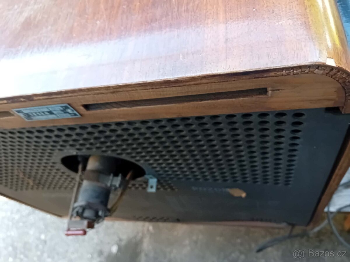 Tesla Athos - 5