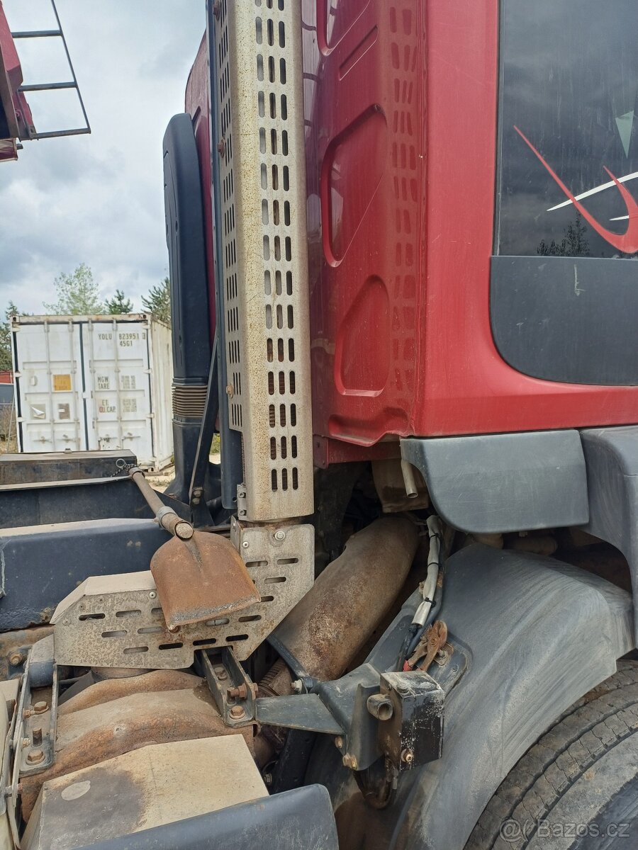 Renault Kerax 8x4 - 5