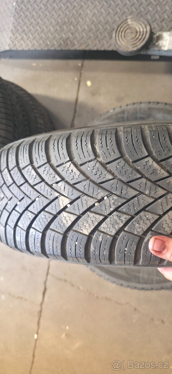 Pneu nexen 195/65 r15 - 5