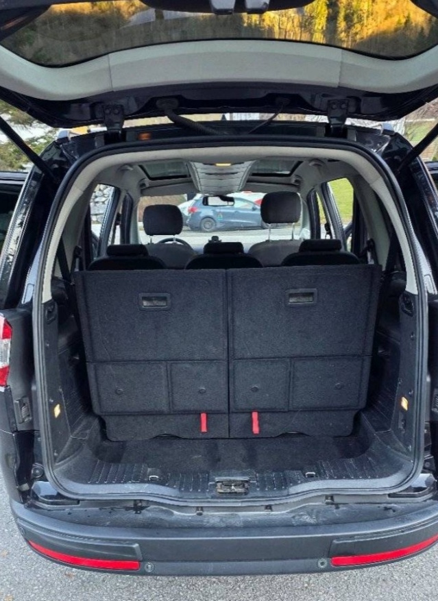 Ford Galaxy - 5