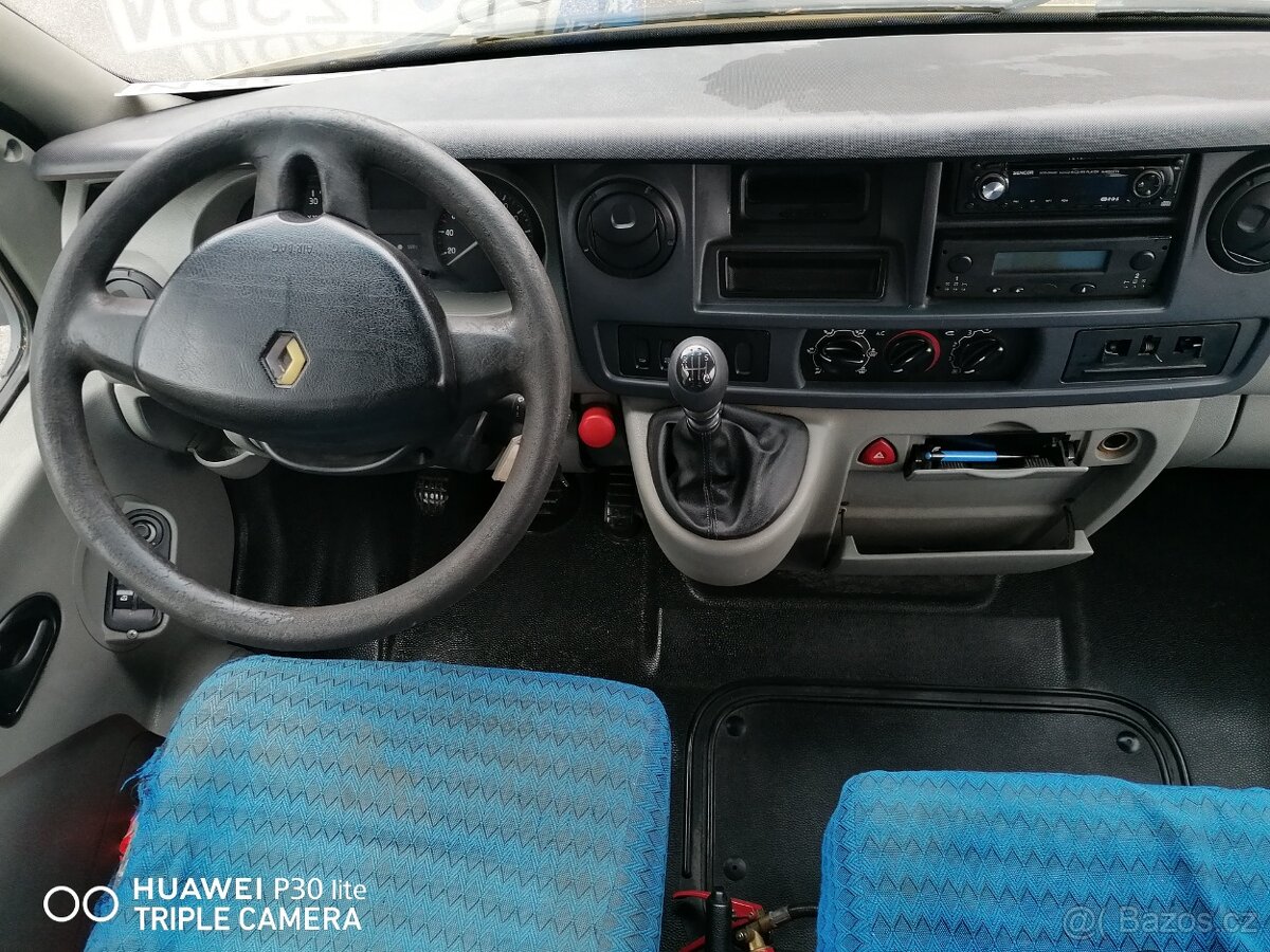 Predám Renault Master - 5
