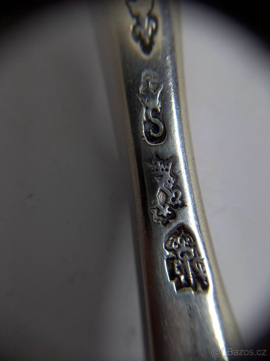 Starožitná stříbrná lžíce z Francie. Rok 1734-35 - 5