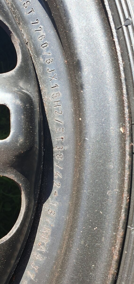 Škoda fabia 3, Rapid, zimní pneu 185/60/15 Barum polaris - 5