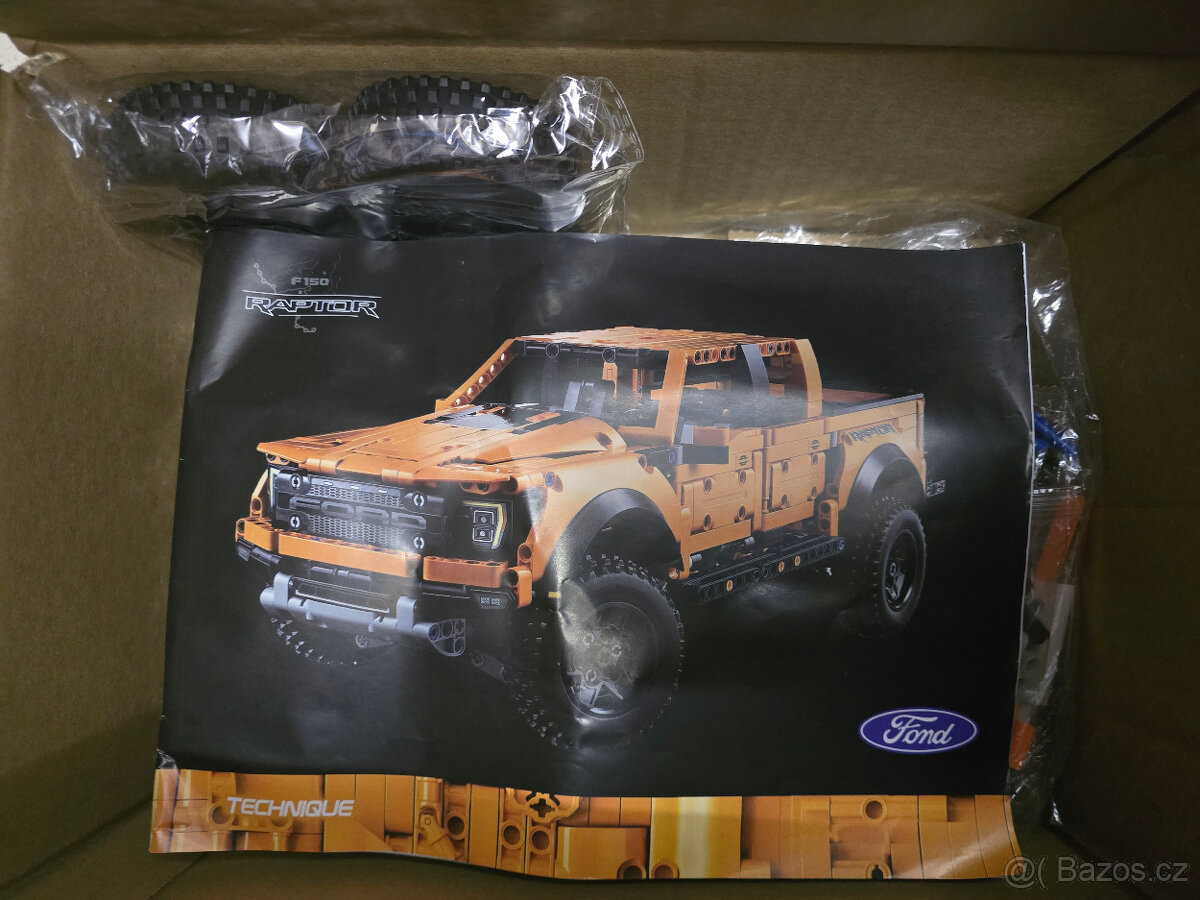 STAVEBNICE Technic 42126 Ford F-150 Raptor NÁHRADA - 5