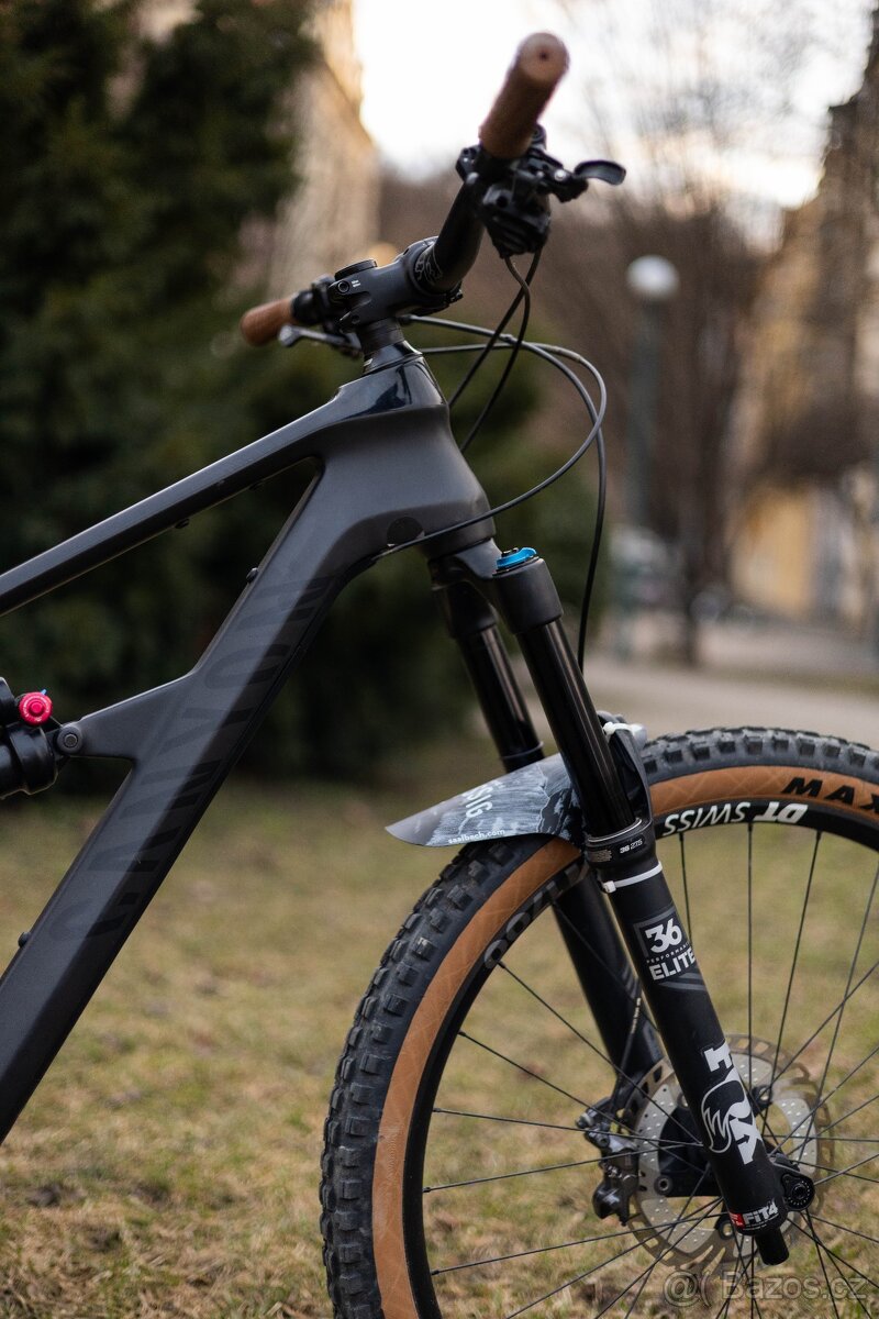 Canyon Spectral CF8 - 5