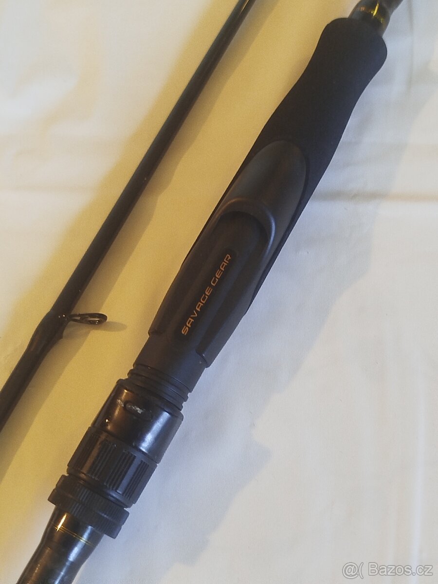 RYBÁŘSKÝ PRUT SAVAGE GEAR SG2 MEDIUM GAME 2,21 m - 5