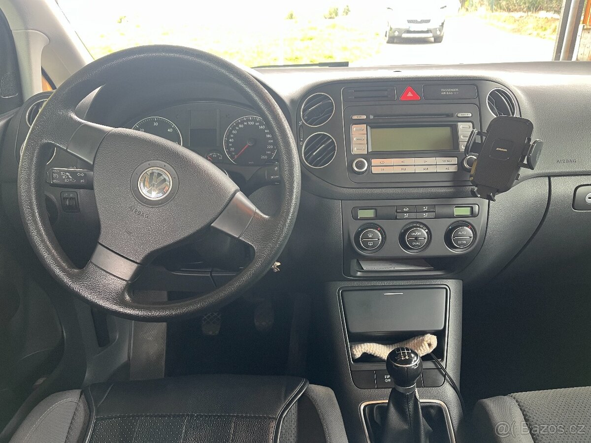 Prodám VW Golf 5 Plus, r.v.2007, motor 1.9 TDI 77 kW - 5