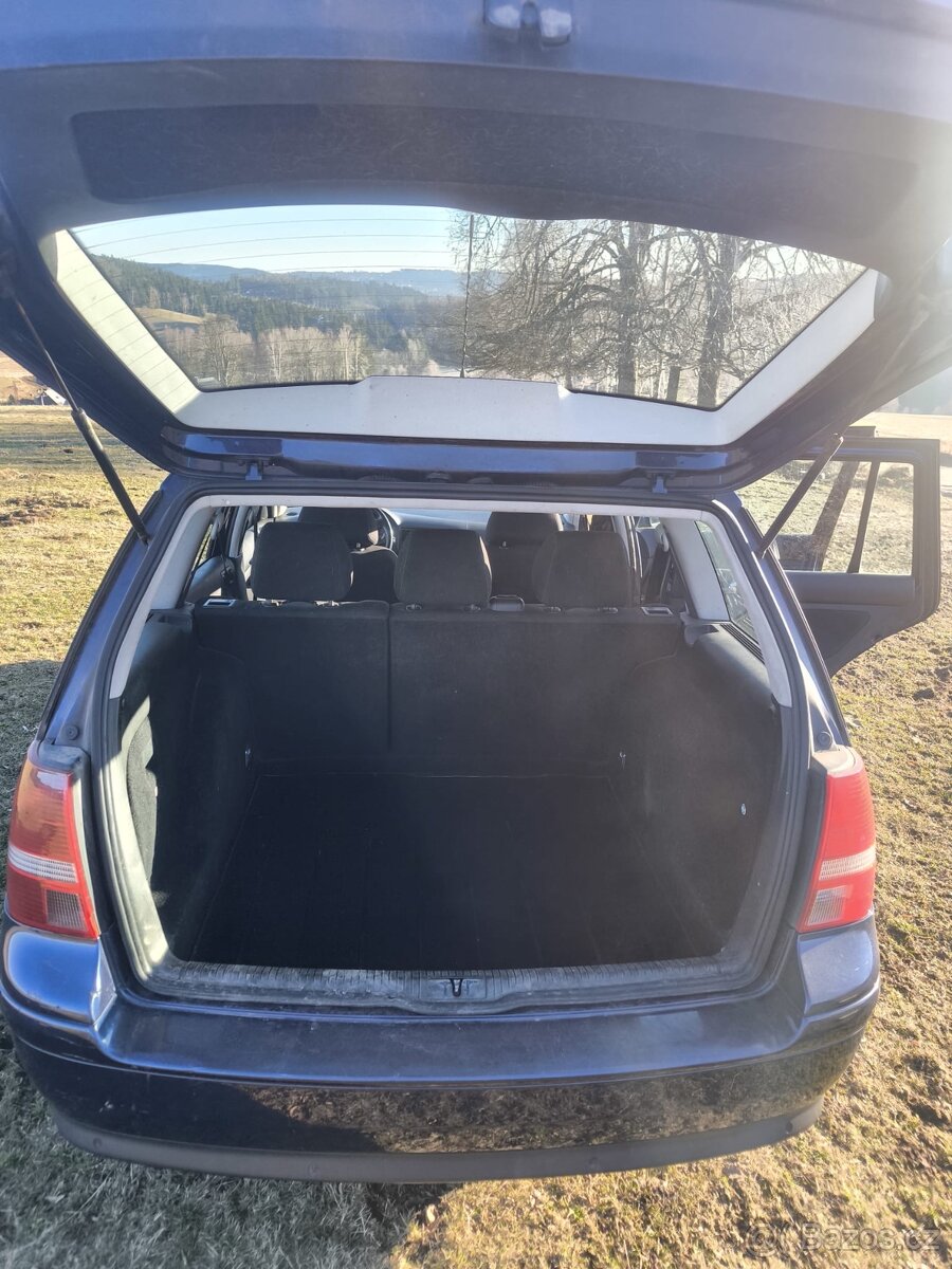 VW GOLF IV COMBI R.V. 2004 - 5