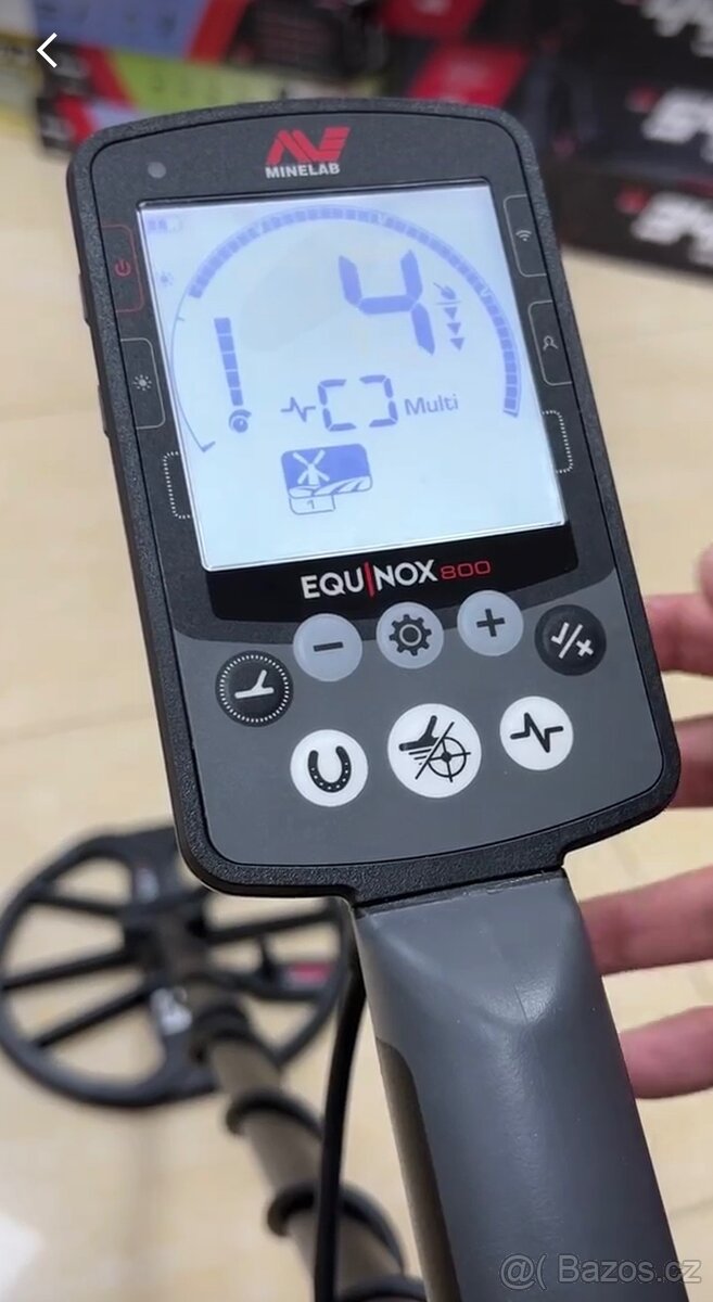 Detektor kovů Minelab Equinox 800 - 5