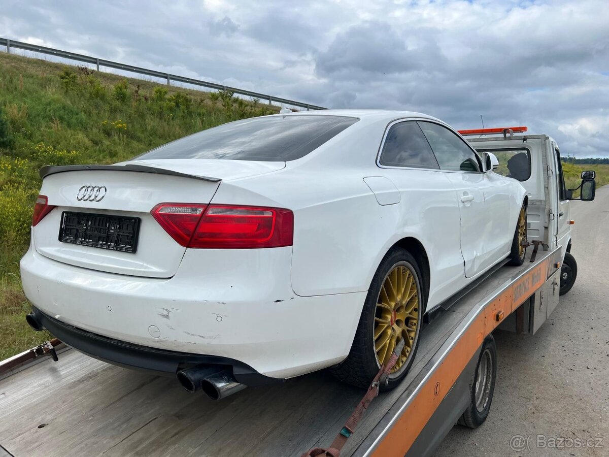 Audi A5 Coupe 2.0TFSI 155KW CDNC KCA LY9C r.v. 2009 - 5