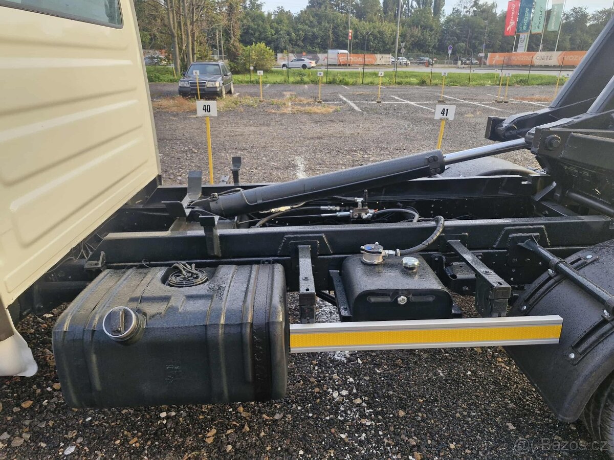 Iveco daily kontejner 6t - KONEČNÁ CENA 360.000 Kč - 5