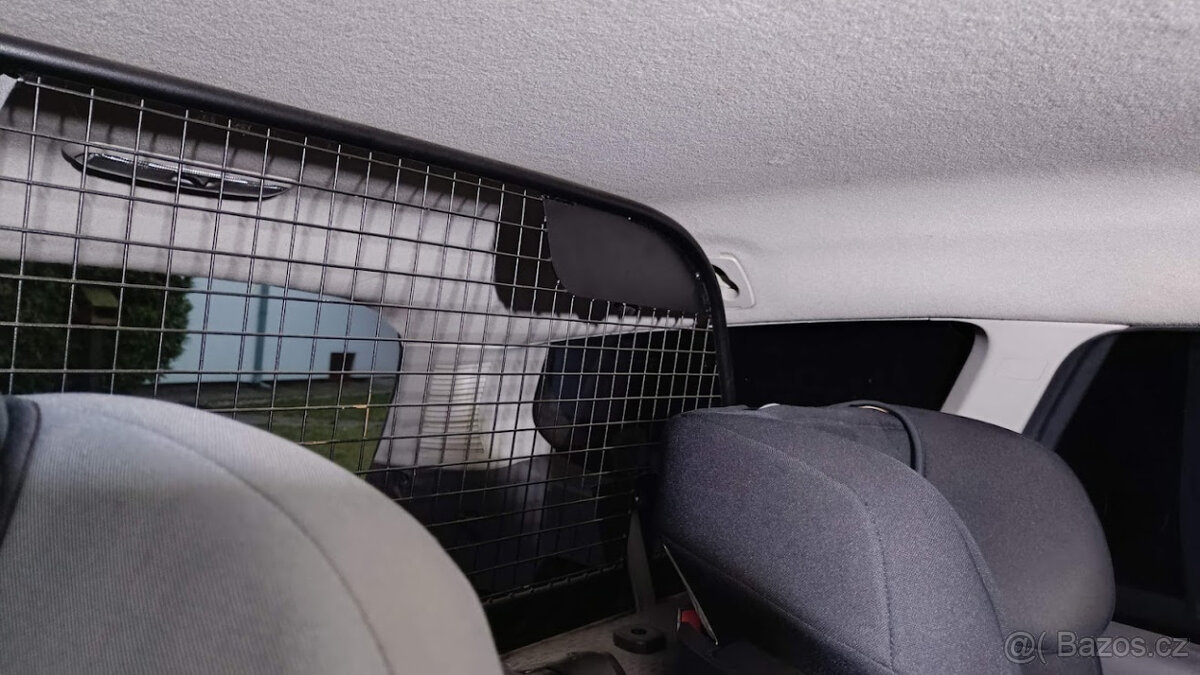 Originální kovová mříž zavazadlového prostoru - 5